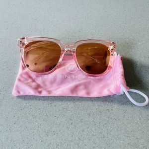 Blenders Gemstone Gal sunglasses. pink frames w/polarized lenses.  Like new.